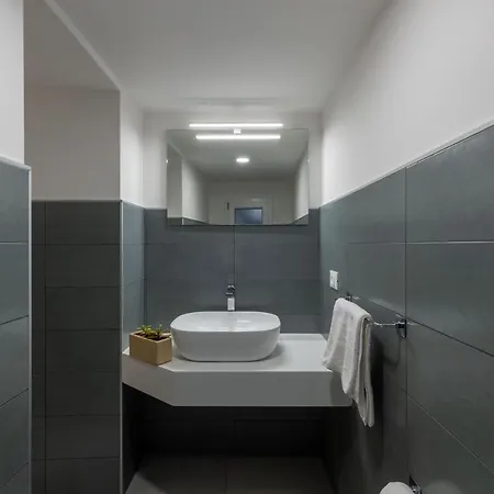 Apartment Golfo 75 *